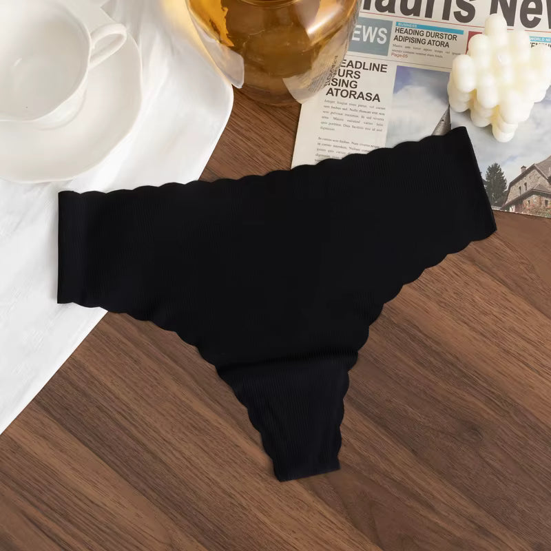 Low-rise Seamless Thongs